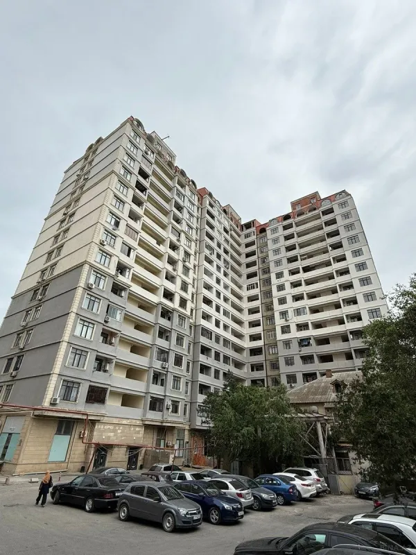 Satılır 2 otaqlı mənzil 70 m²