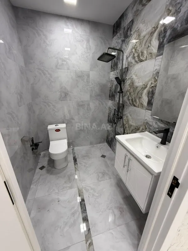 Satılır 2 otaqlı mənzil 70 m²
