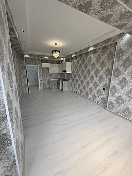 Satılır 2 otaqlı mənzil 70 m²