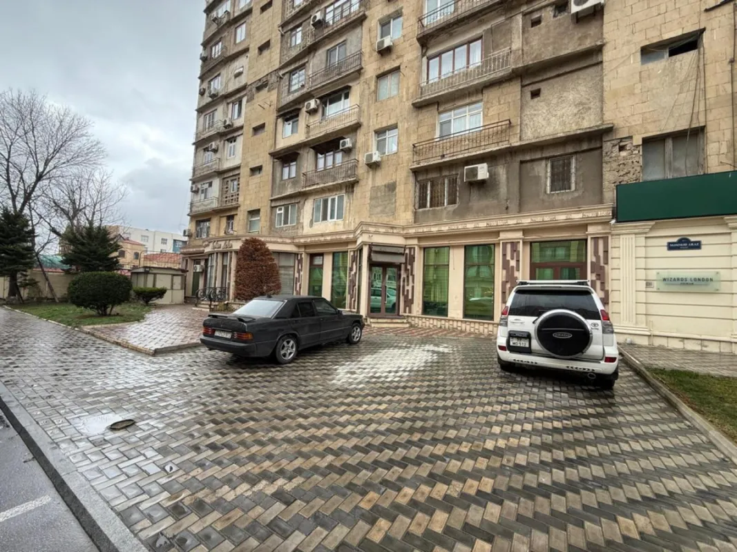 Kirayə verilir obyekt 300 m²