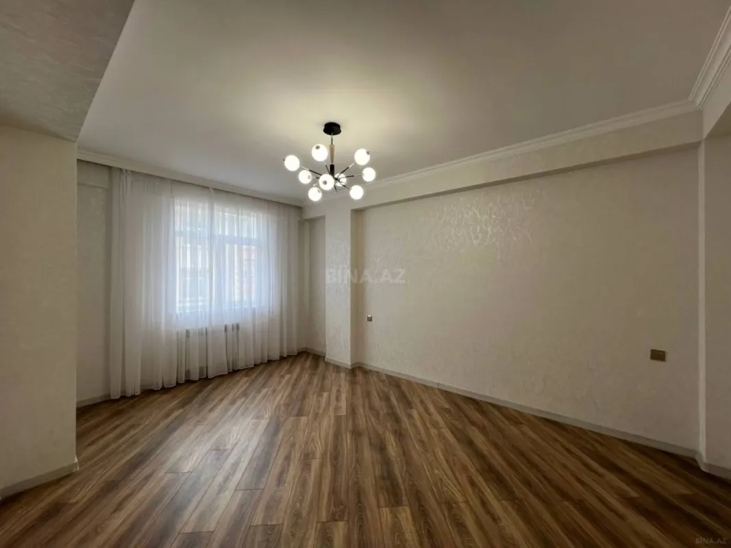 Satılır 1 otaqlı mənzil 42 m²