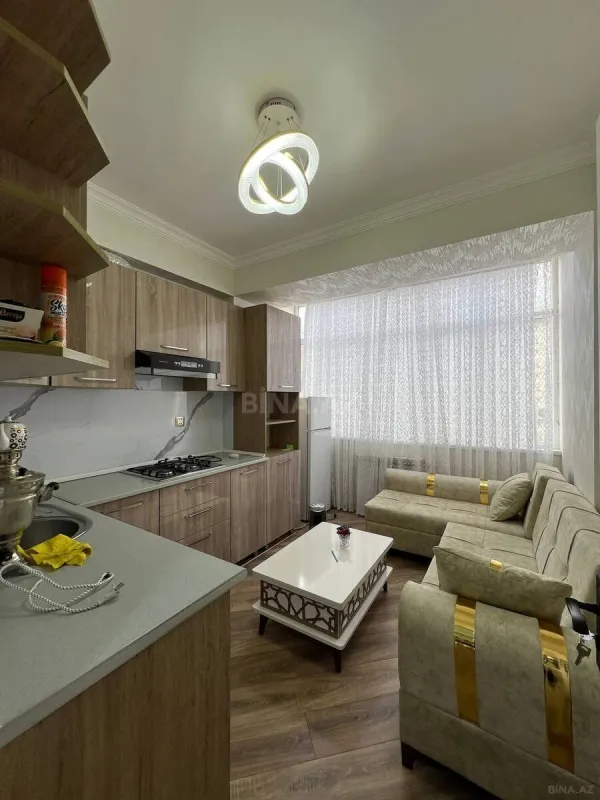 Satılır 1 otaqlı mənzil 42 m²