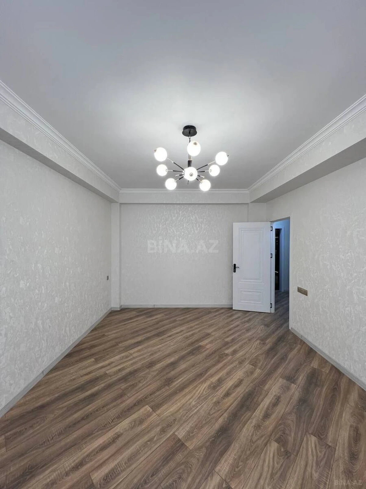 Satılır 1 otaqlı mənzil 42 m²