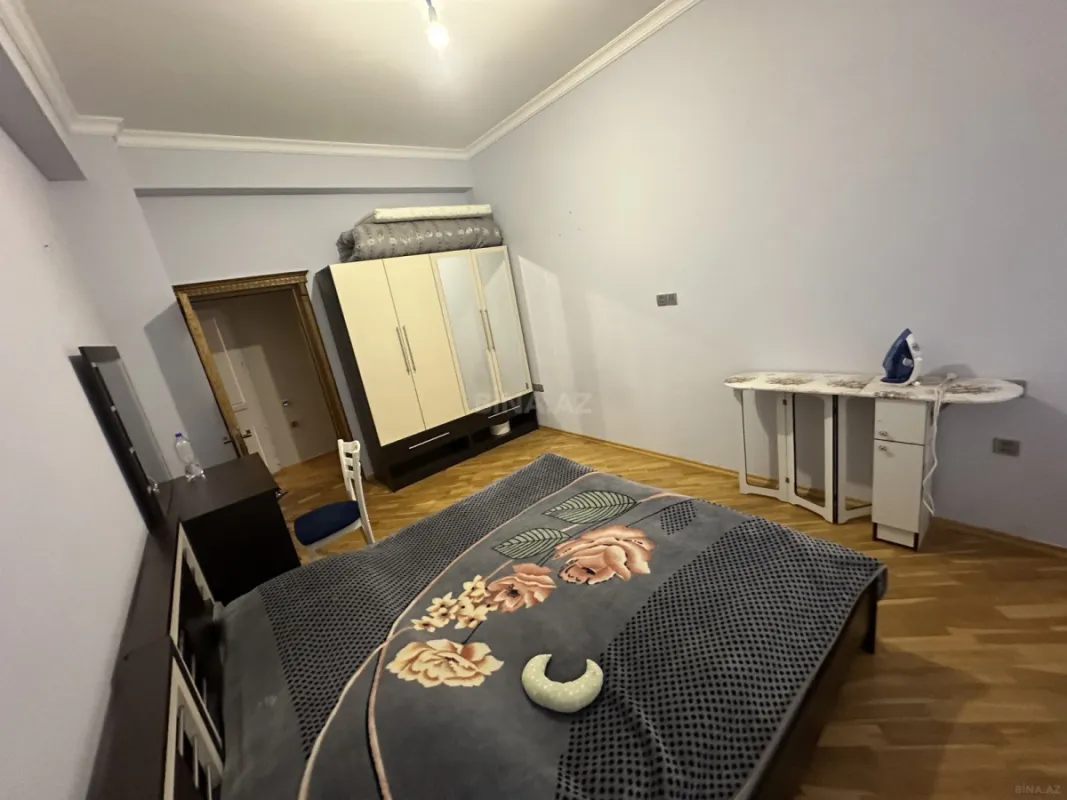 Kirayə verilir 3 otaqlı mənzil 120 m²