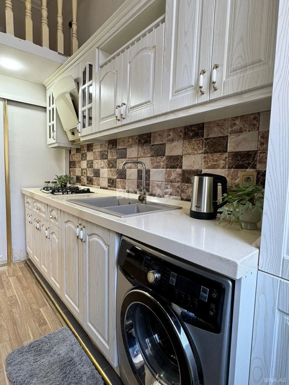 Kirayə verilir 2 otaqlı mənzil 60 m²