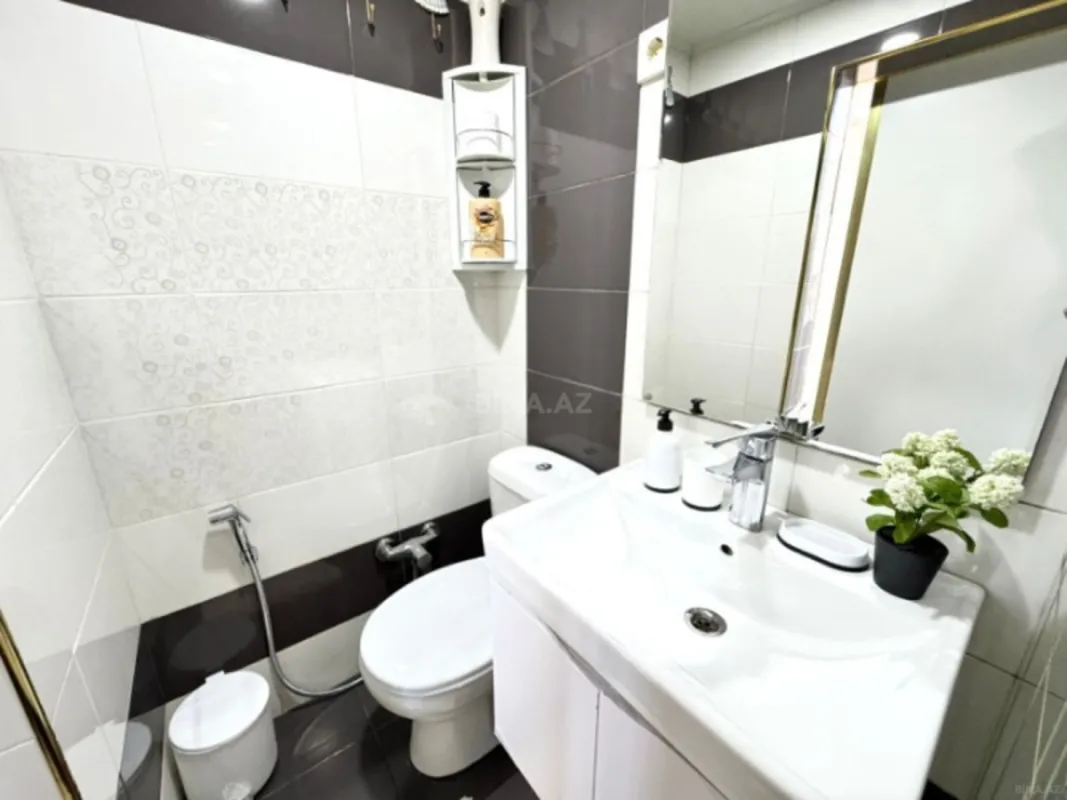 Kirayə verilir 2 otaqlı mənzil 60 m²