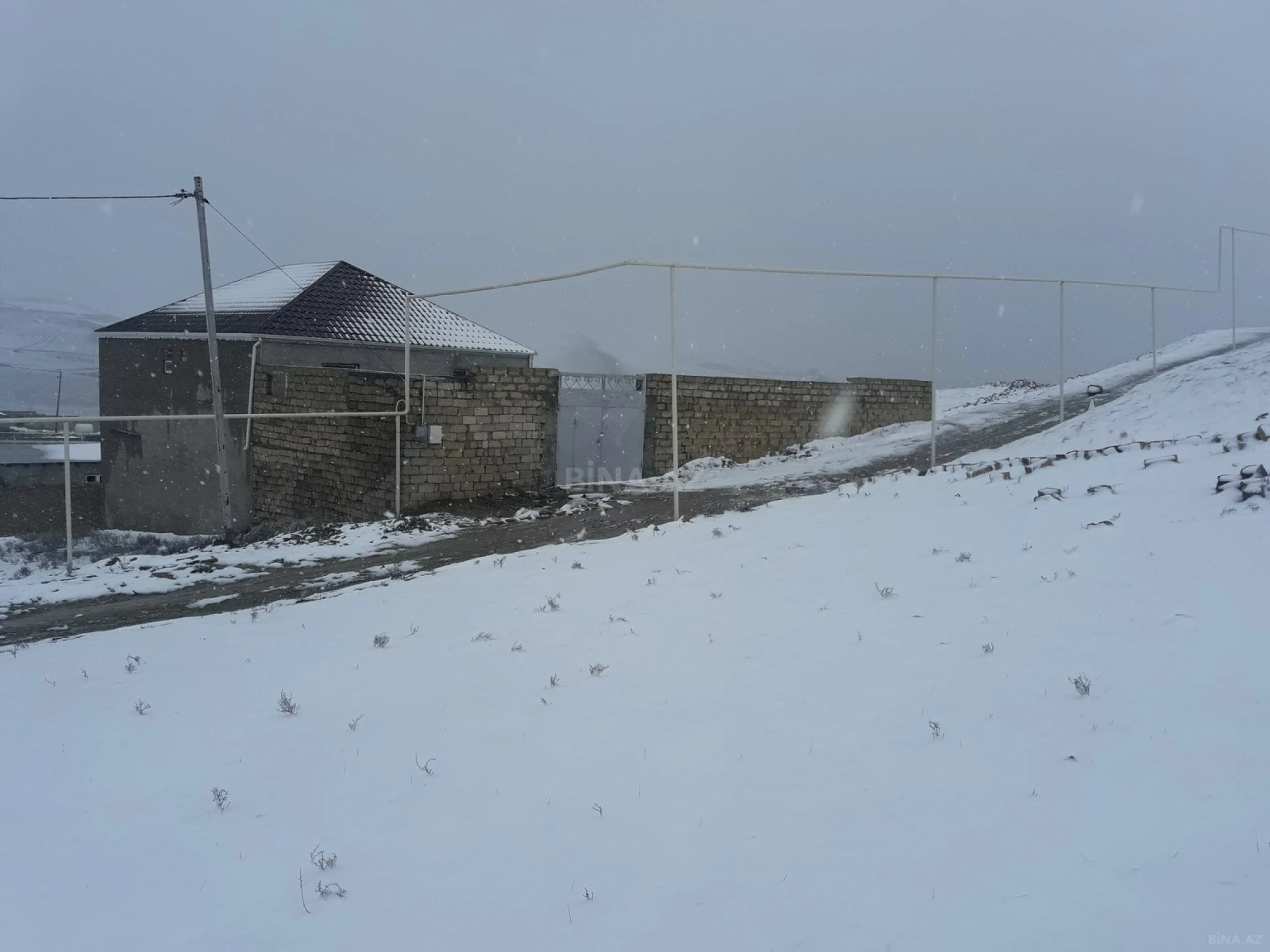 Satılır torpaq sahəsi 8 m²