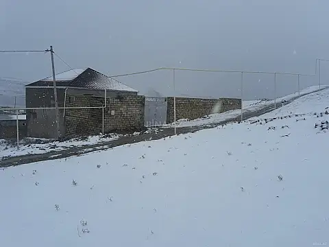 Satılır torpaq sahəsi 8 m²