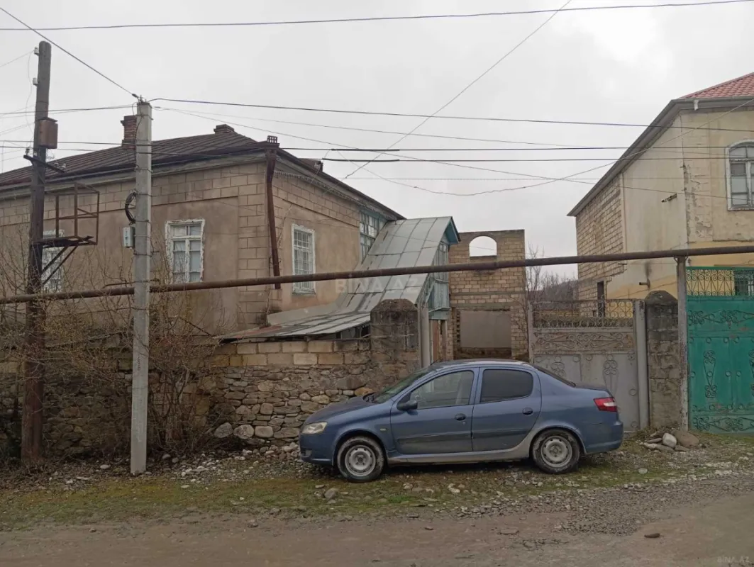 Satılır 3 otaqlı həyət evi 100 m²