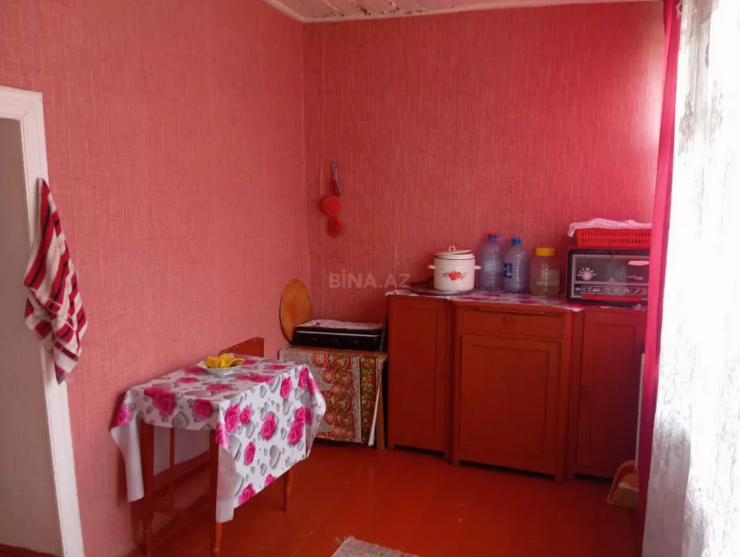 Satılır 3 otaqlı həyət evi 100 m²