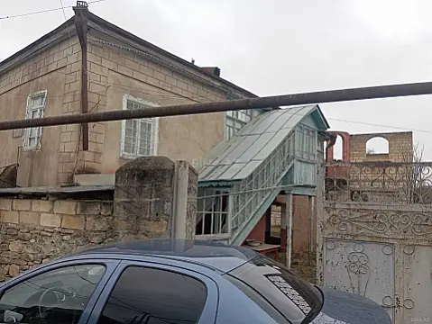 Satılır 3 otaqlı həyət evi 100 m²