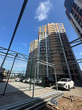 Satılır 4 otaqlı mənzil 120 m²