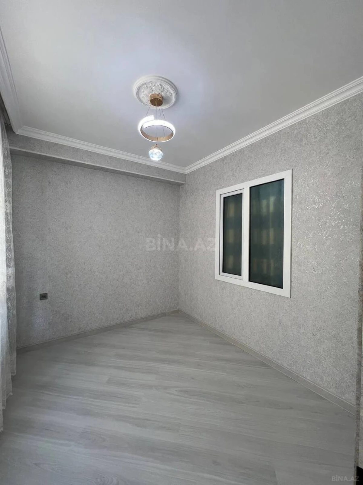 Satılır 3 otaqlı mənzil 58 m²