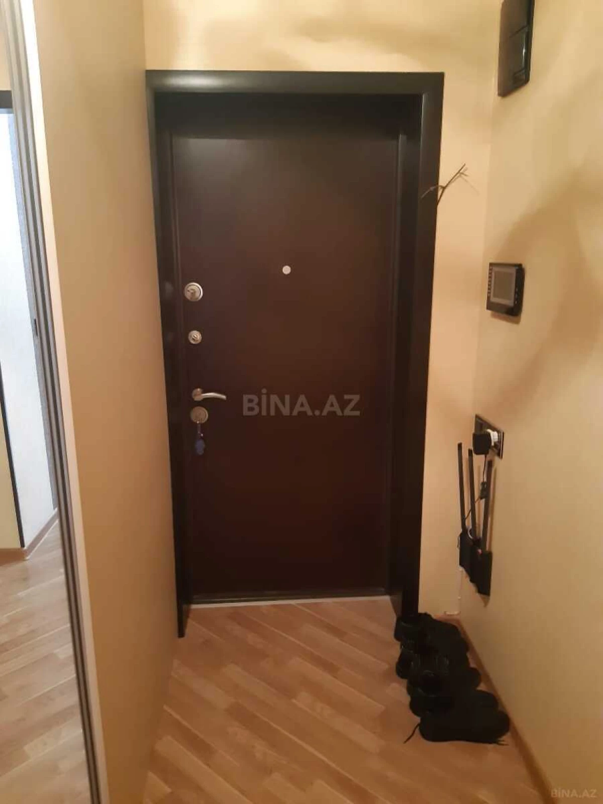 Kirayə verilir 2 otaqlı mənzil 70 m²