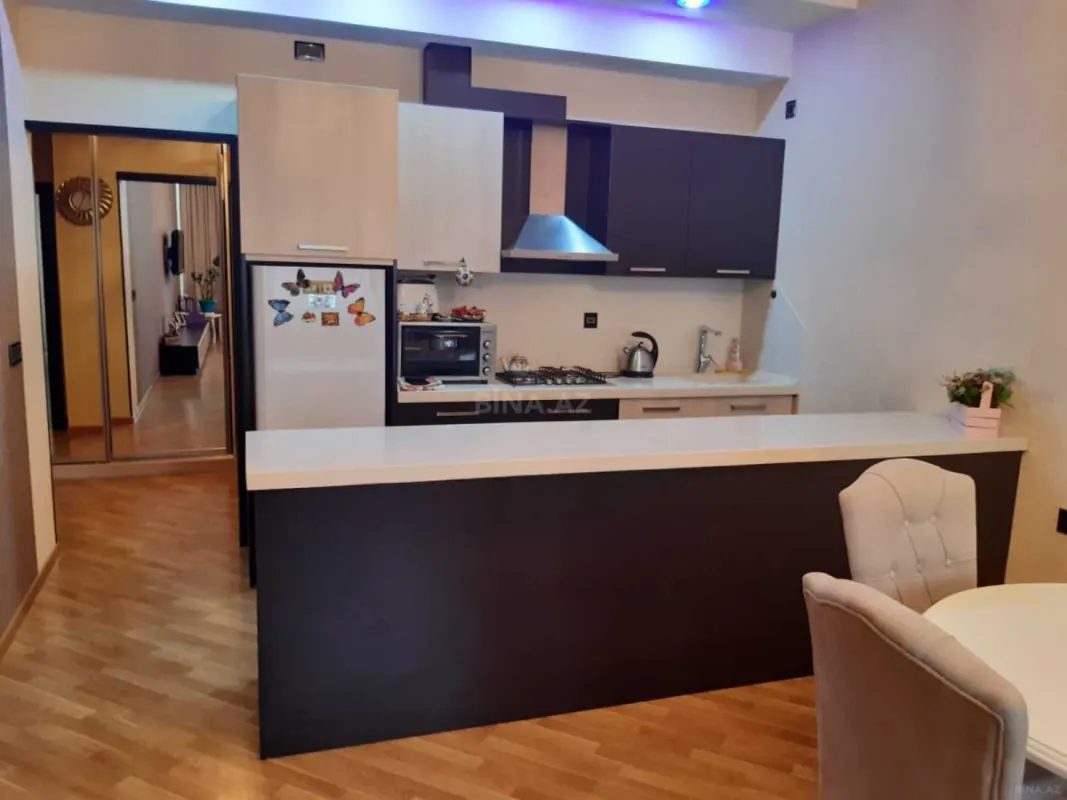 Kirayə verilir 2 otaqlı mənzil 70 m²