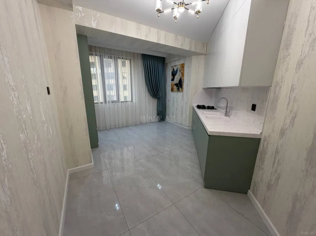 Satılır 3 otaqlı mənzil 107 m²