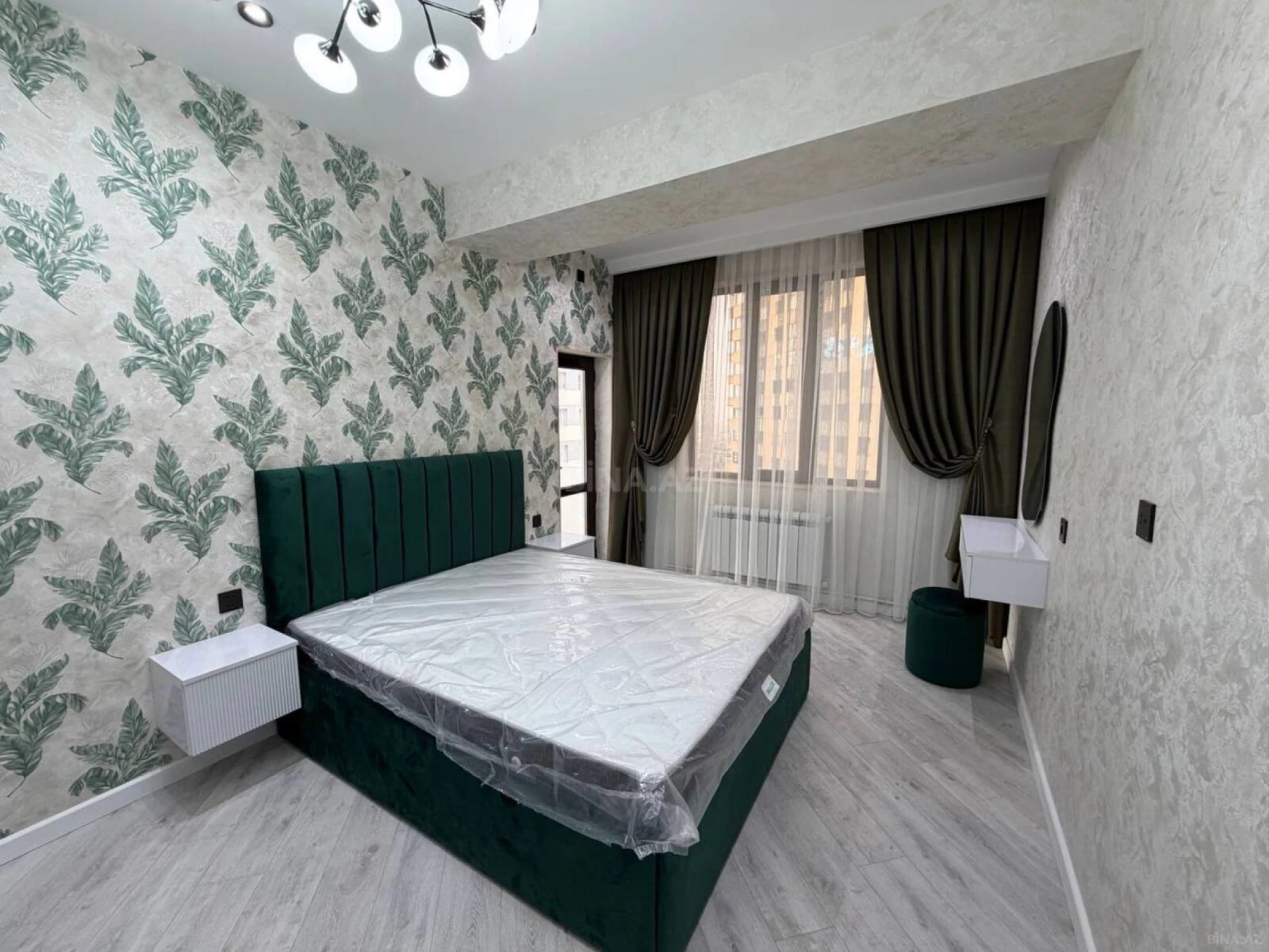 Satılır 3 otaqlı mənzil 107 m²