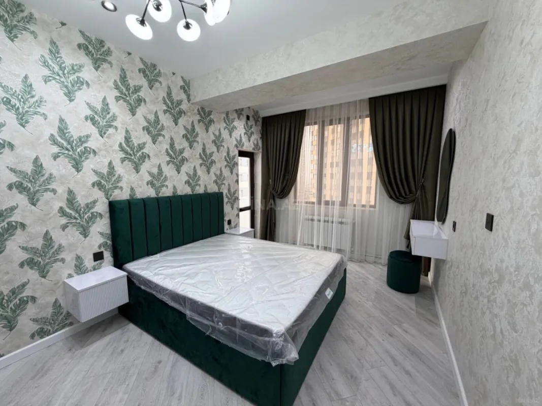 Satılır 3 otaqlı mənzil 107 m²