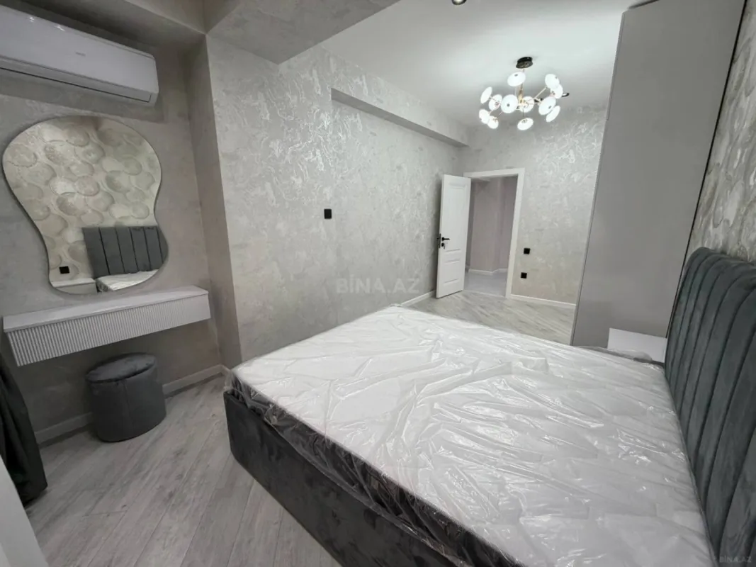 Satılır 3 otaqlı mənzil 107 m²