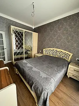 Satılır 5 otaqlı həyət evi 150 m²