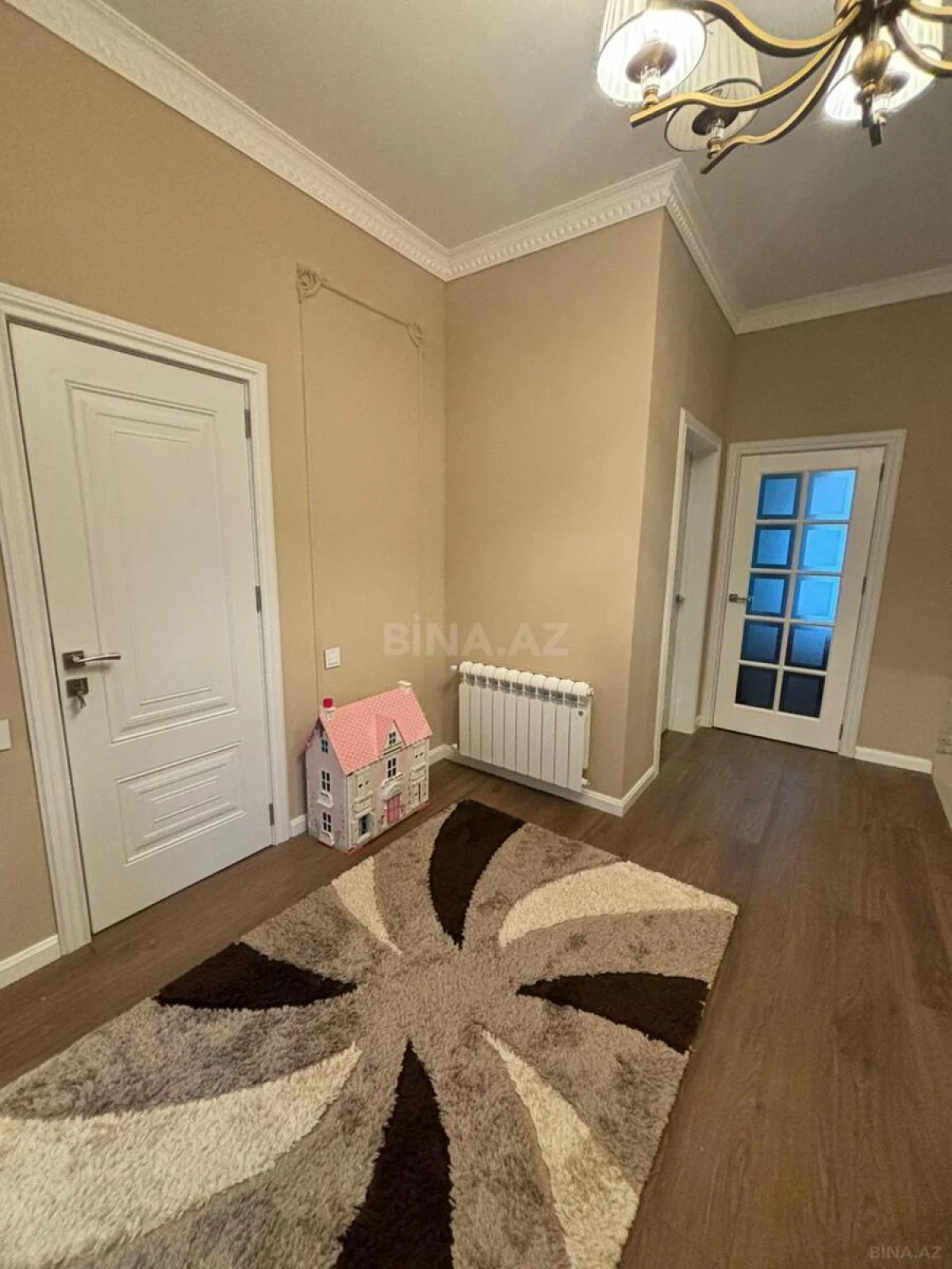 Satılır 5 otaqlı həyət evi 150 m²