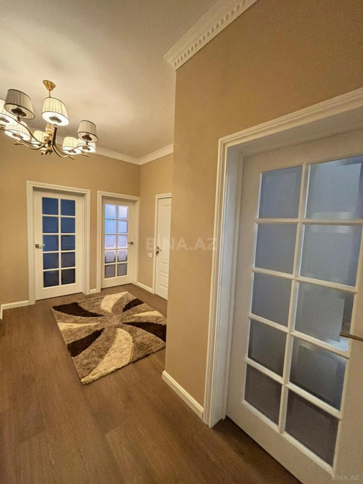 Satılır 5 otaqlı həyət evi 150 m²