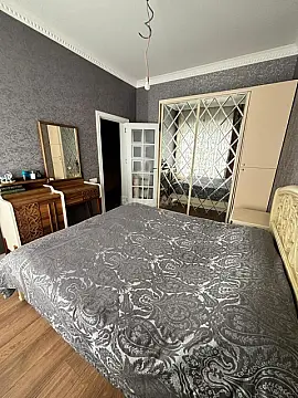 Satılır 5 otaqlı həyət evi 150 m²