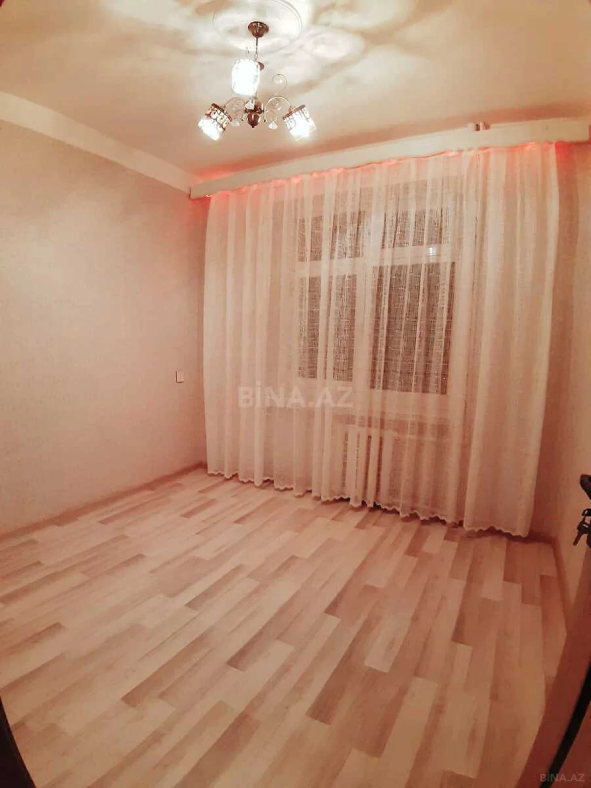Satılır 3 otaqlı mənzil 65 m²