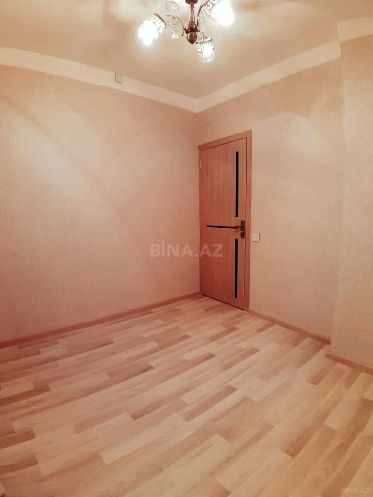 Satılır 3 otaqlı mənzil 65 m²