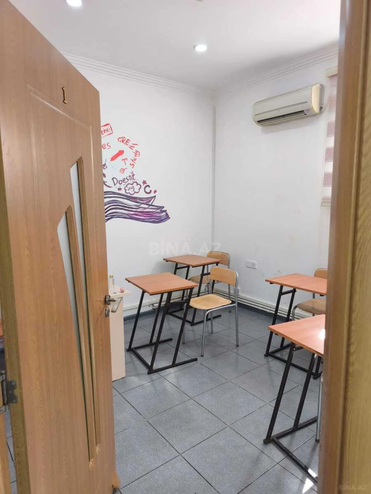 Kirayə verilir 5 otaqlı ofis 150 m²