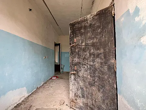 Satılır obyekt 160 m²