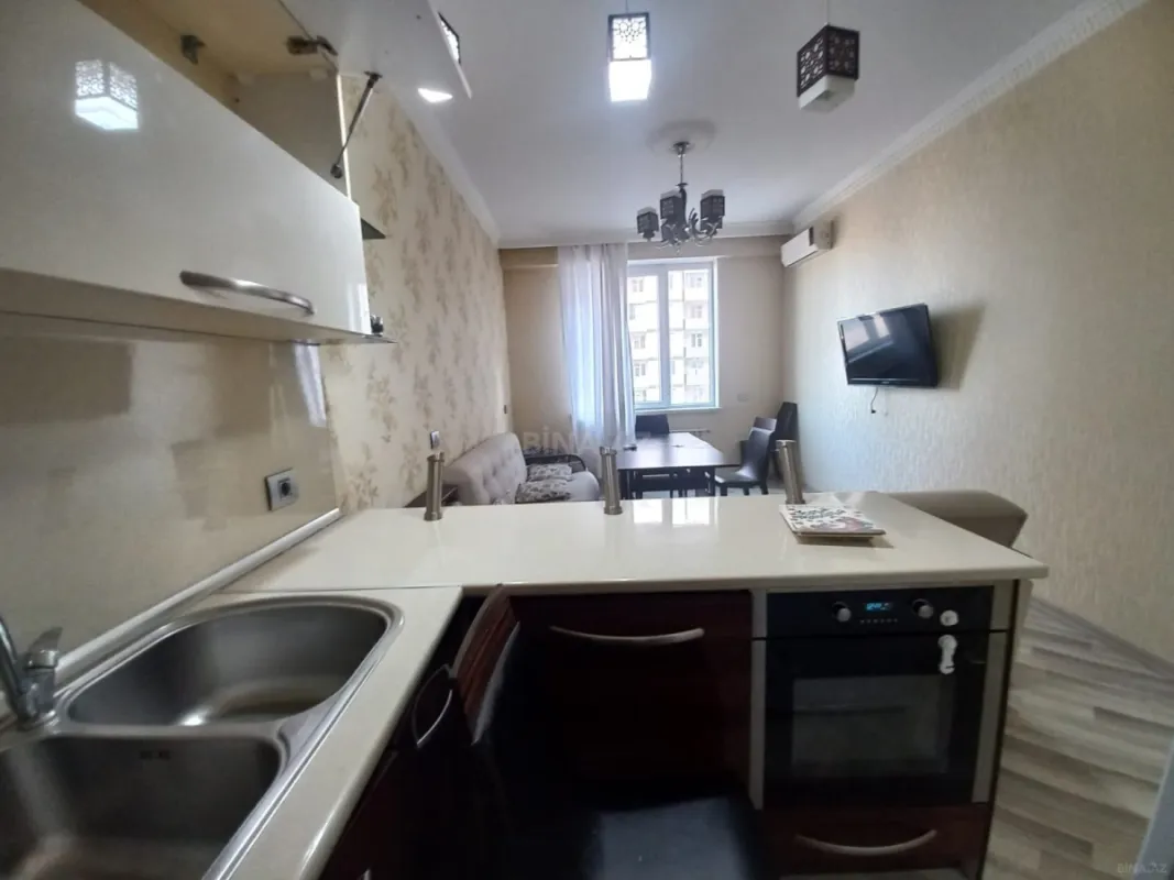 Kirayə verilir 3 otaqlı mənzil 100 m²