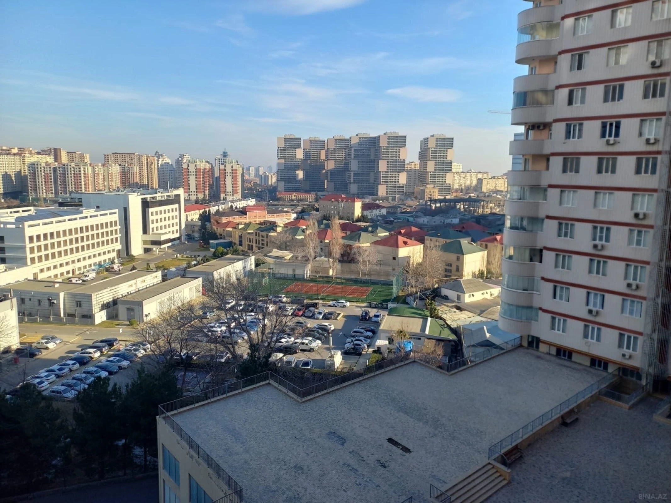 Kirayə verilir 3 otaqlı mənzil 100 m²