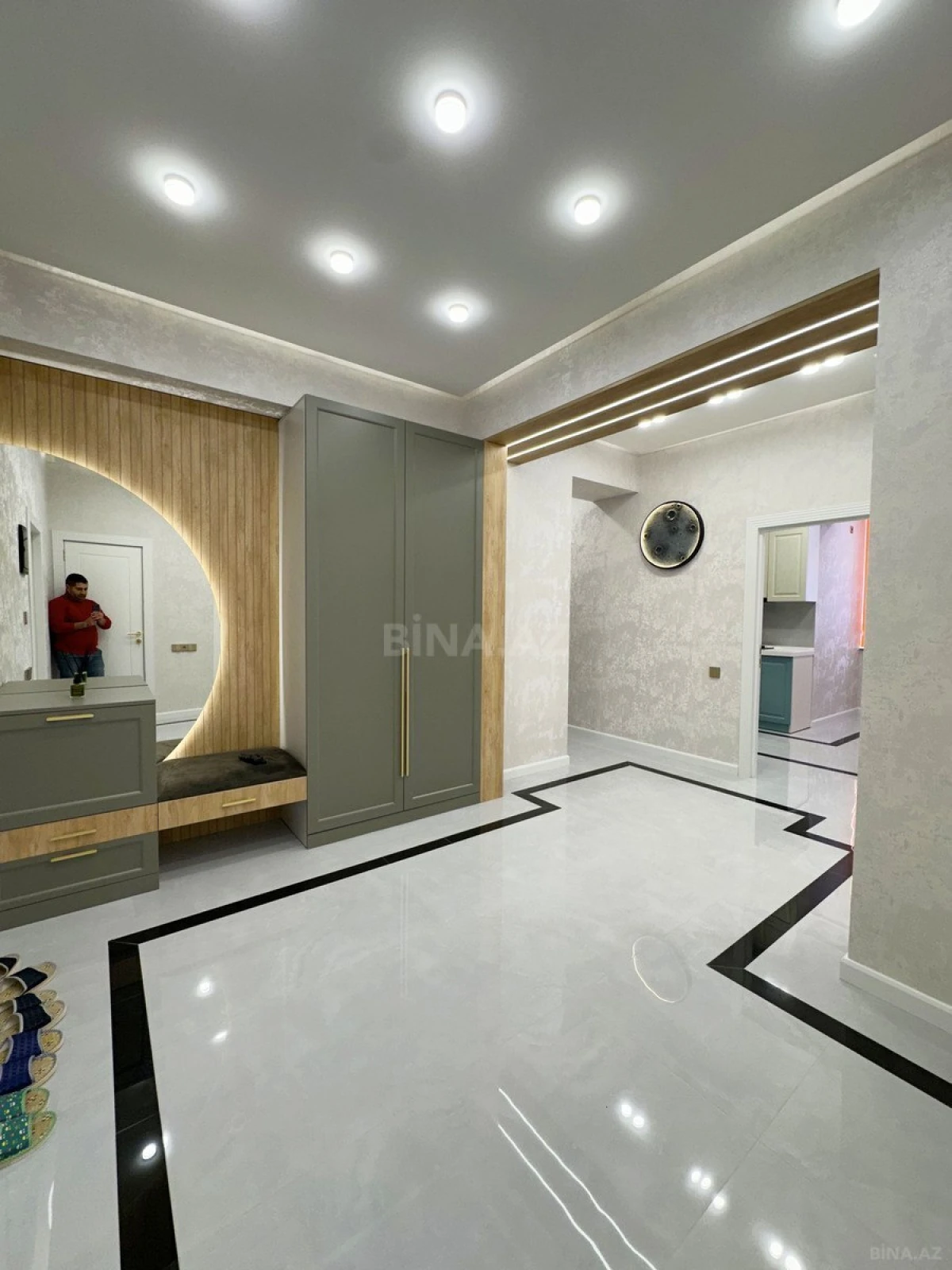 Satılır 2 otaqlı mənzil 84 m²