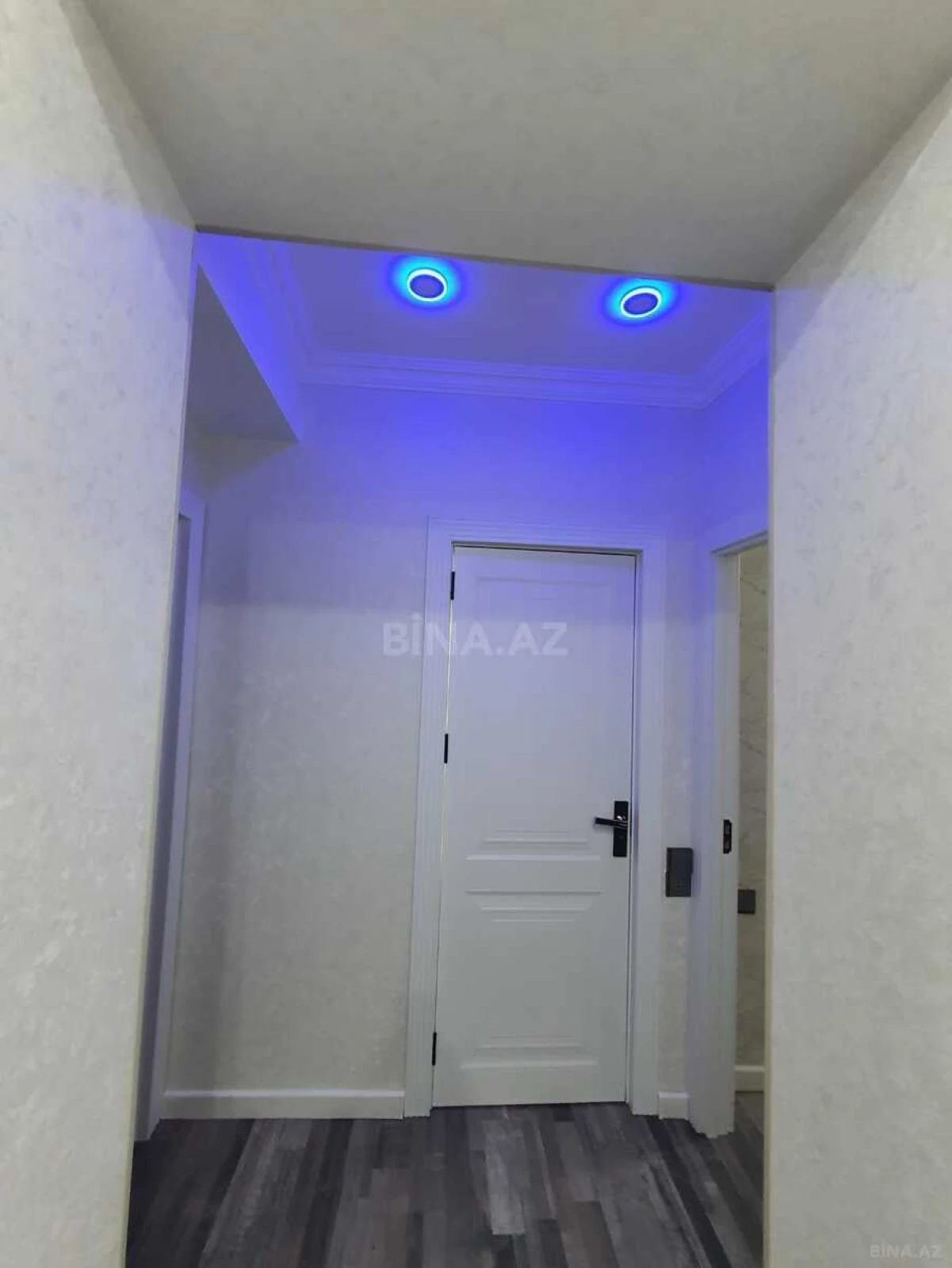 Satılır 2 otaqlı mənzil 45 m²