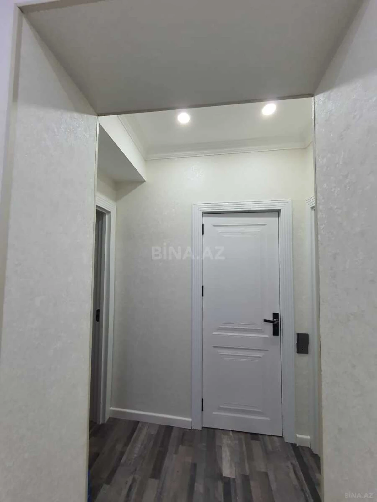 Satılır 2 otaqlı mənzil 45 m²