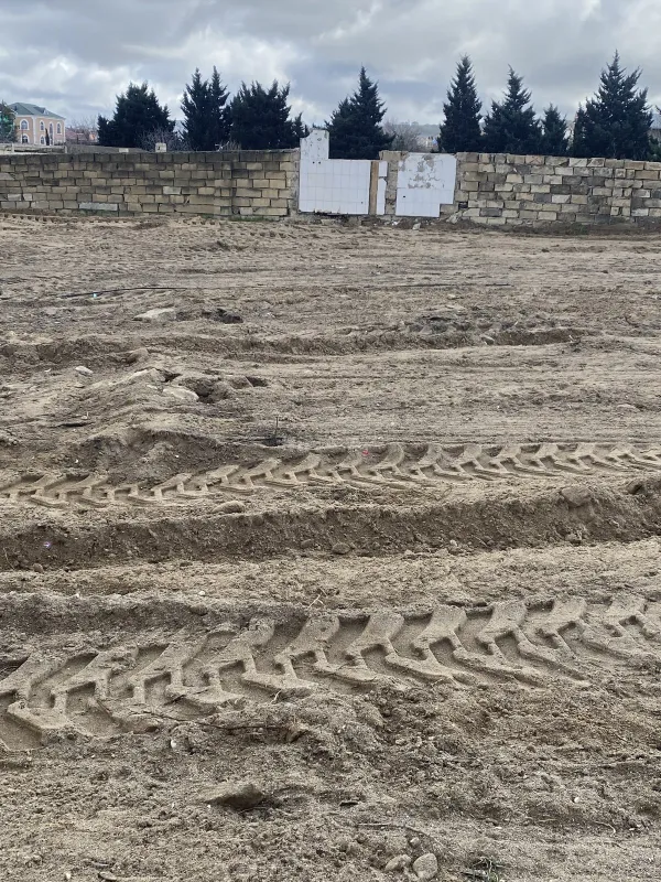 Satılır torpaq sahəsi 2 m²