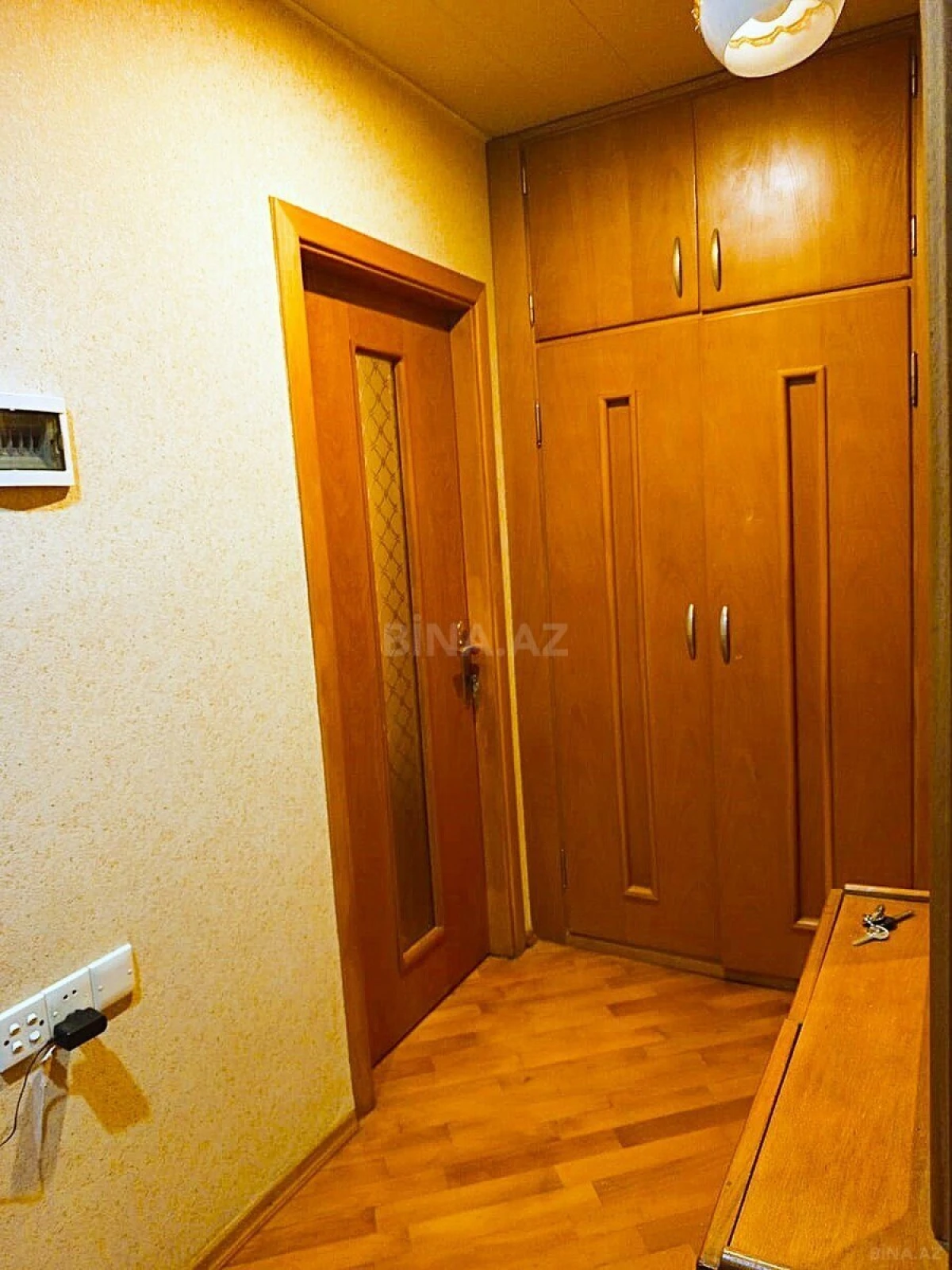 Satılır 2 otaqlı mənzil 60 m²