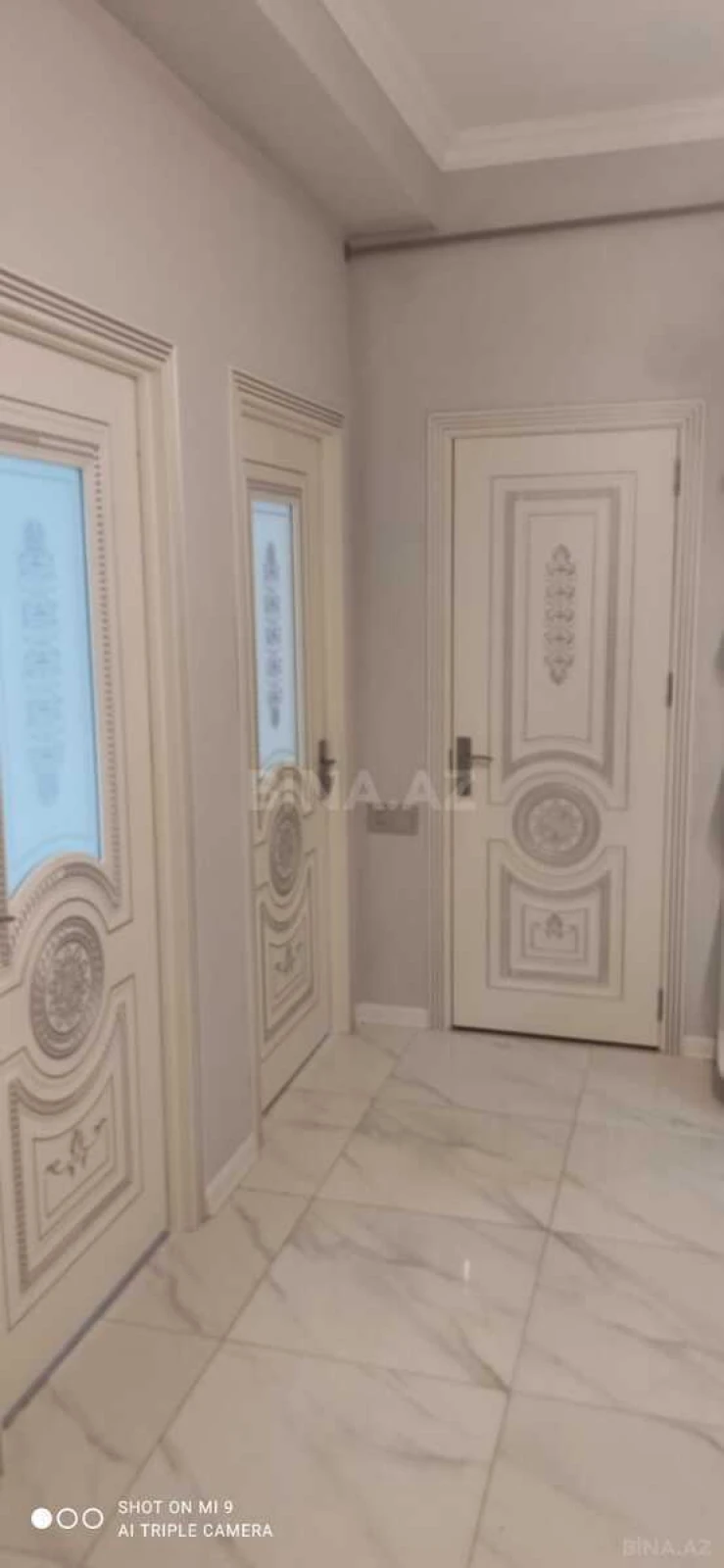 Kirayə verilir 2 otaqlı mənzil 60 m²