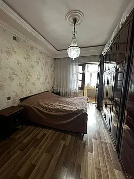 Satılır 2 otaqlı mənzil 60 m²