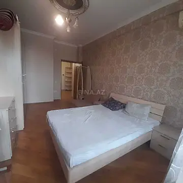 Satılır 3 otaqlı mənzil 105 m²