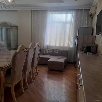 Satılır 3 otaqlı mənzil 105 m²