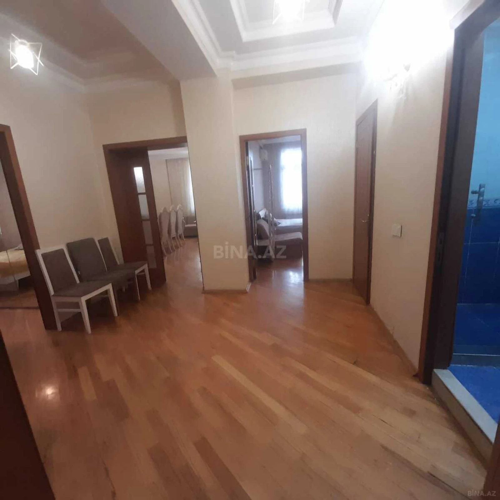 Satılır 3 otaqlı mənzil 105 m²