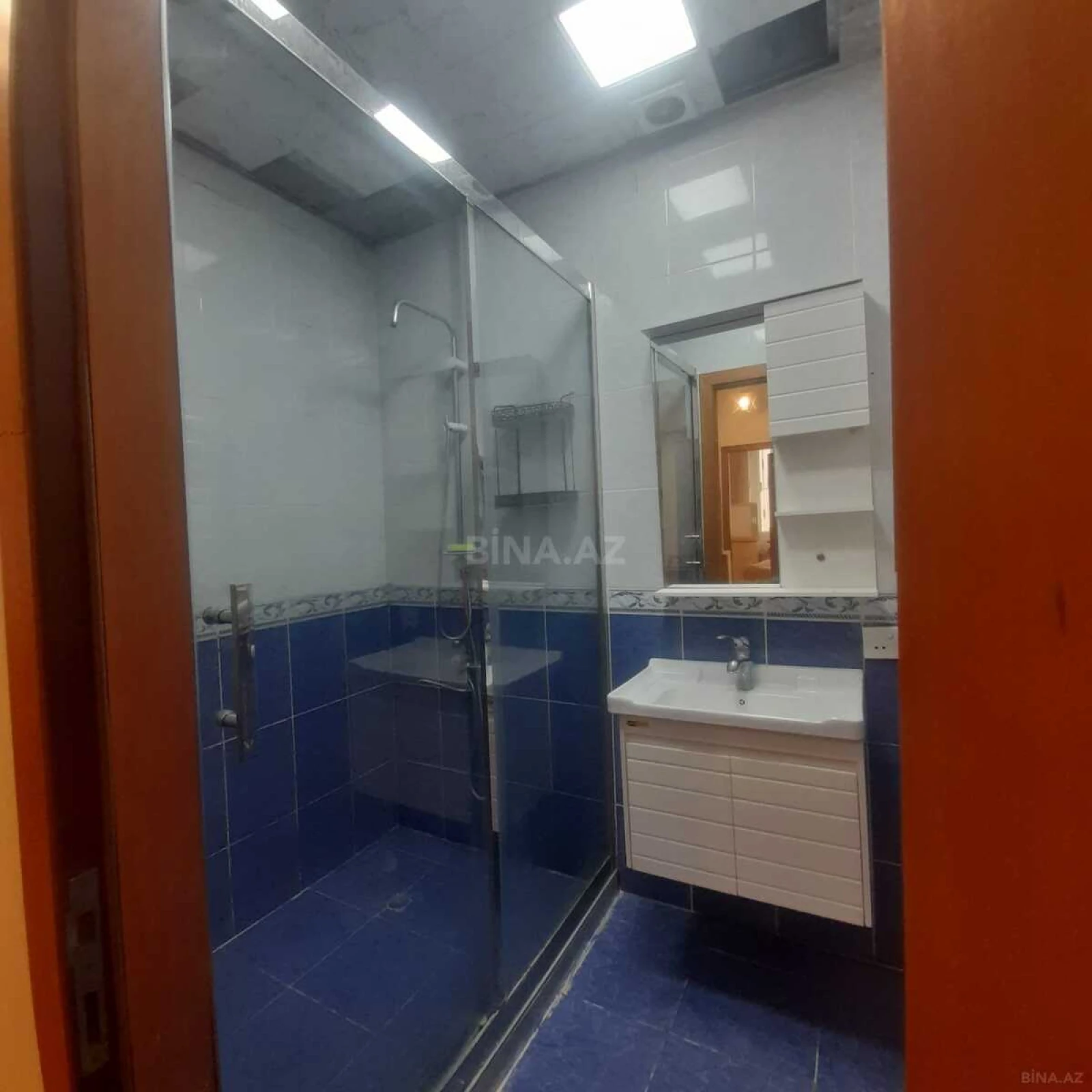 Satılır 3 otaqlı mənzil 105 m²