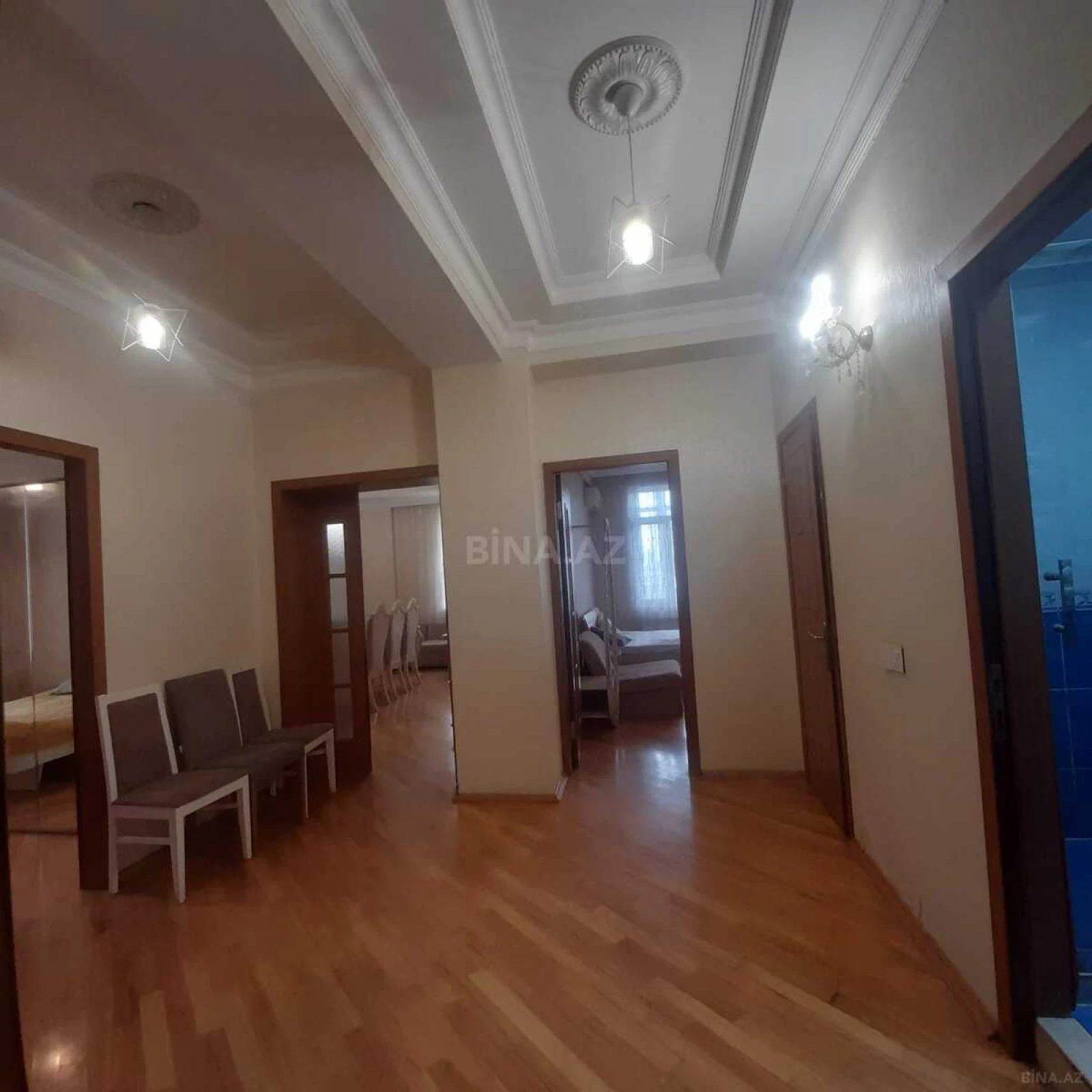 Satılır 3 otaqlı mənzil 105 m²