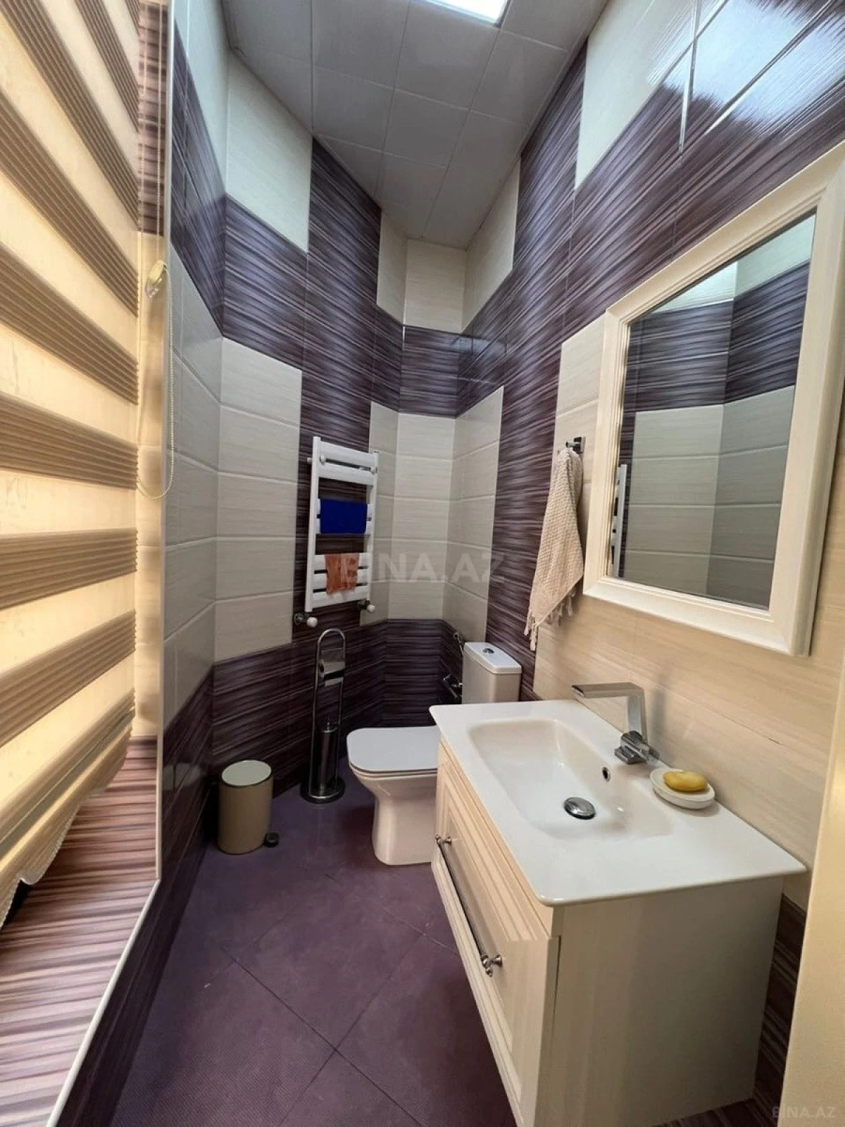 Satılır 5 otaqlı həyət evi 420 m²