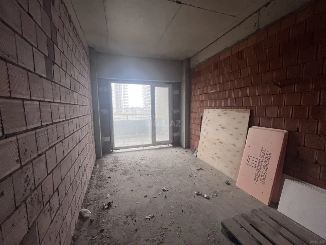 Satılır 2 otaqlı mənzil 68 m²