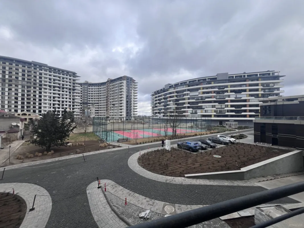 Satılır 2 otaqlı mənzil 68 m²