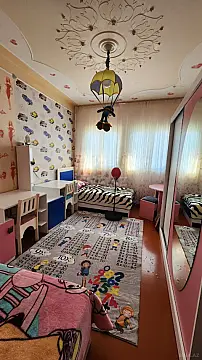 Satılır 5 otaqlı mənzil 110 m²