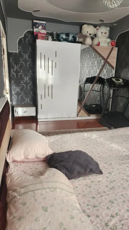 Satılır 5 otaqlı mənzil 110 m²